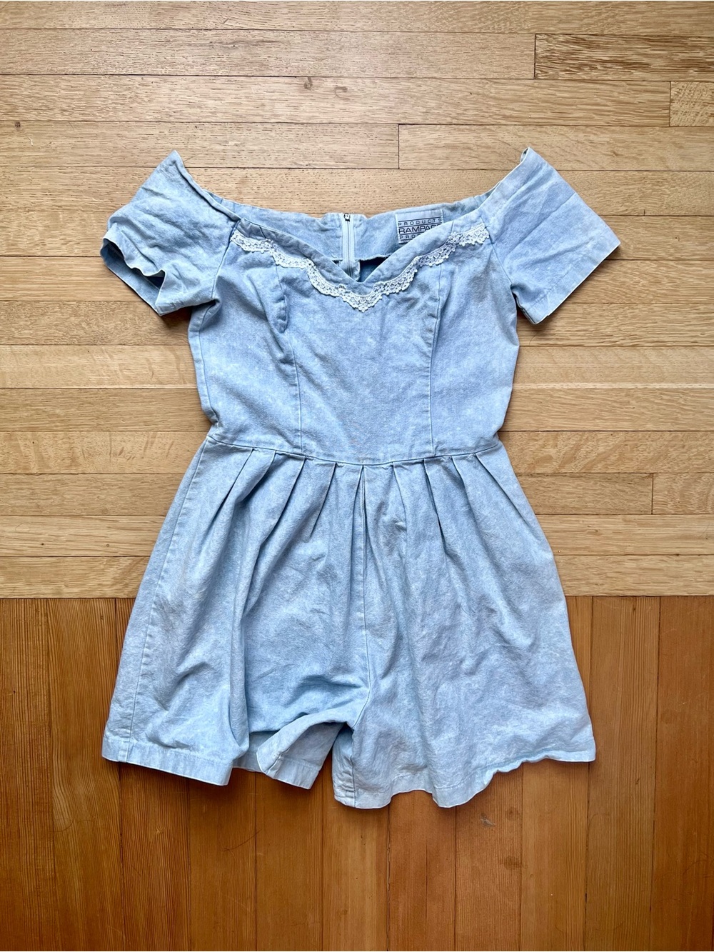 Vintage 80s/90s rare denim romper Jean shorts jumpsuit